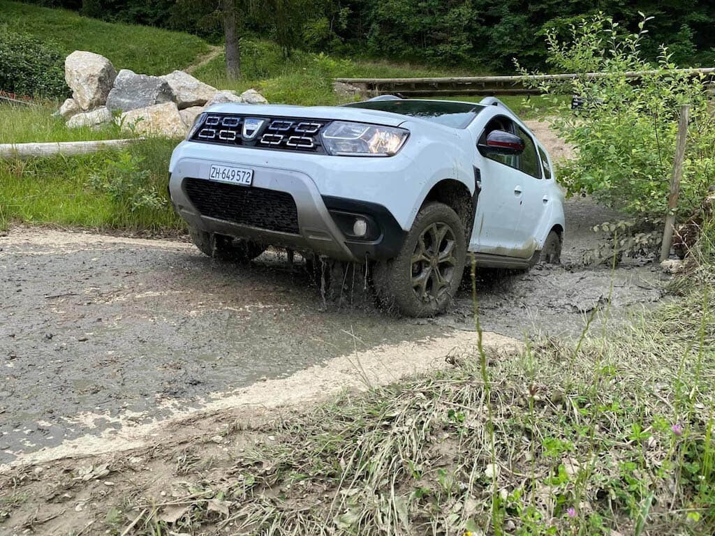 Dacia Duster 4WD Gränzelos Offroad 02